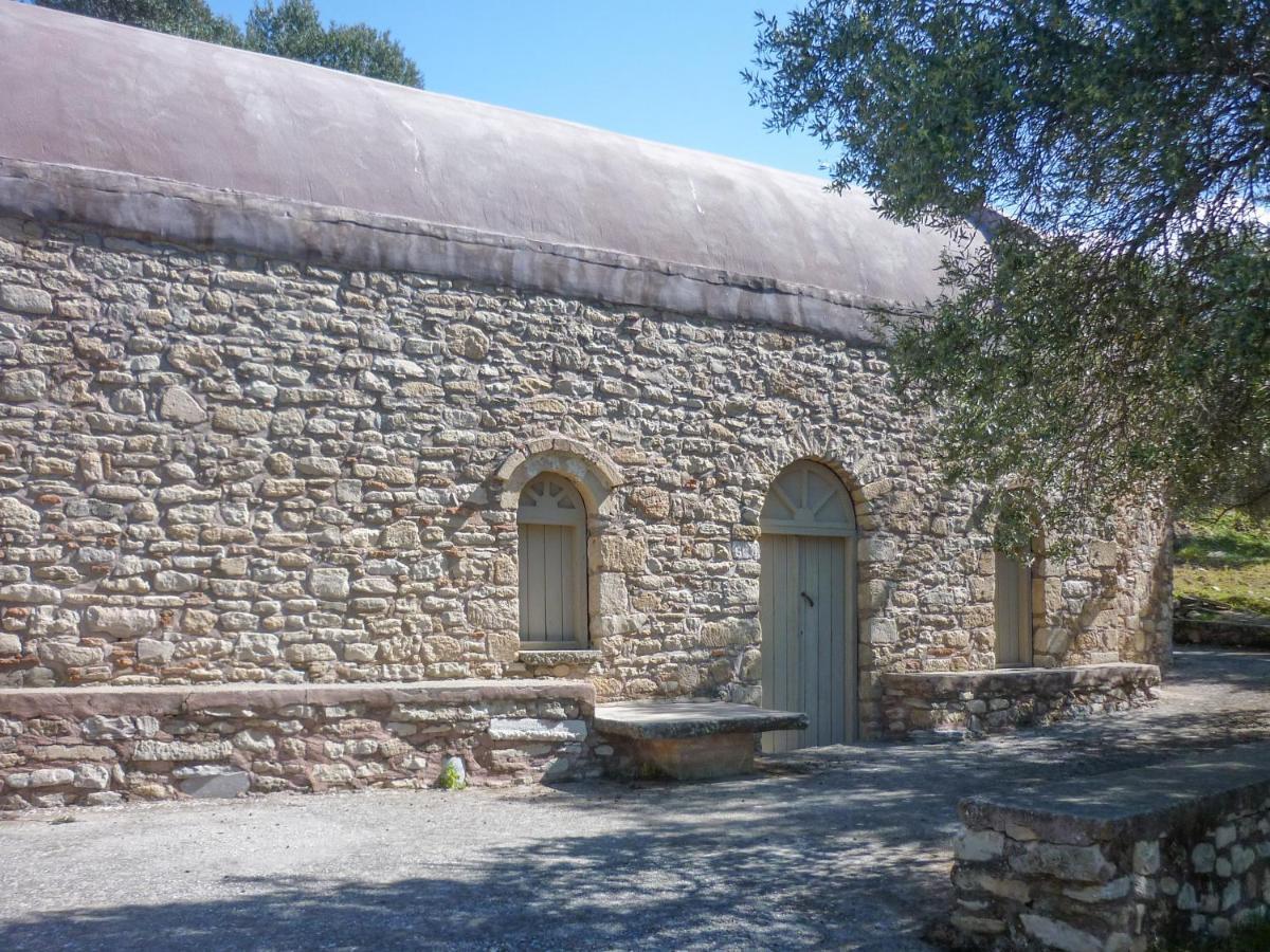 Zeus Traditional House Mitropolis  Экстерьер фото